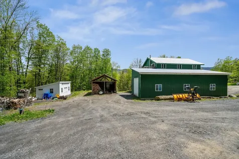 251 Doe Road Warren VT 05674