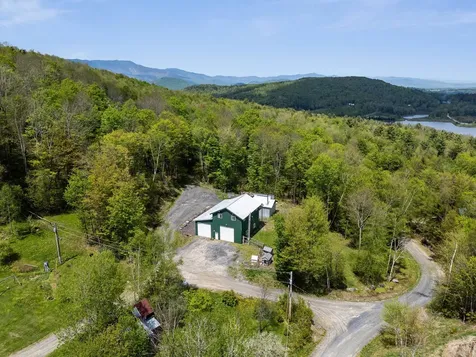 251 Doe Road Warren VT 05674