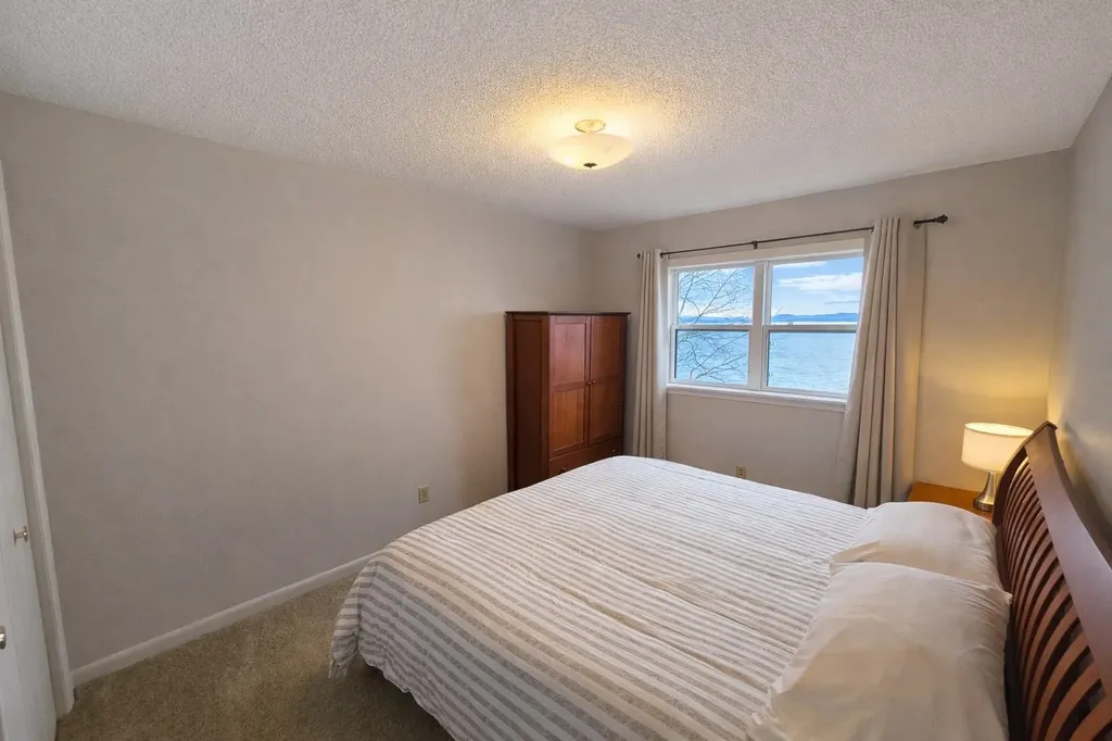 1254 Bluff Road Newport City VT 05855