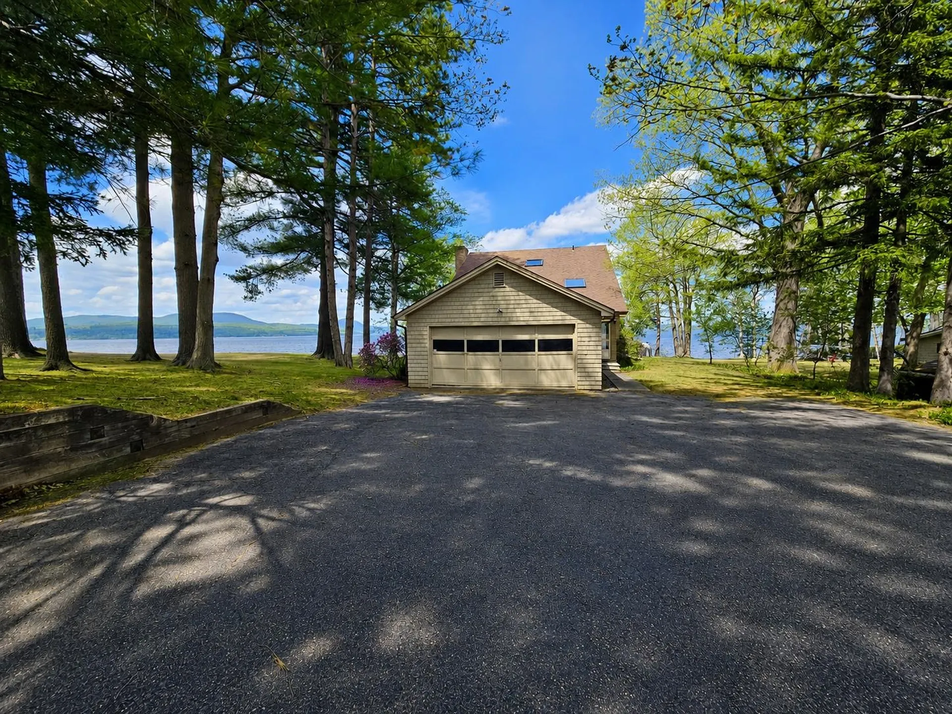 1254 Bluff Road Newport City VT 05855