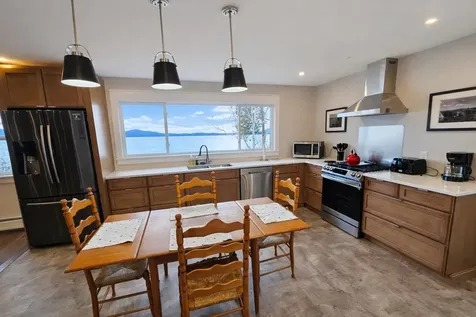 1254 Bluff Road Newport City VT 05855