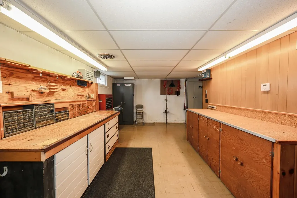 36 Alsace Street Manchester NH 03102