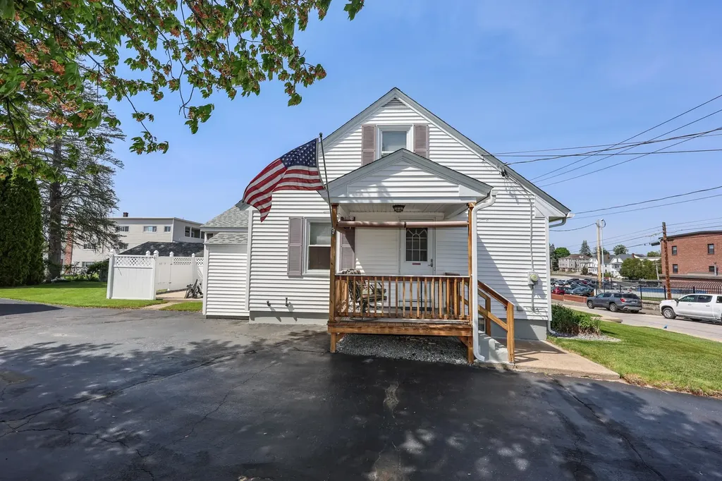 36 Alsace Street Manchester NH 03102