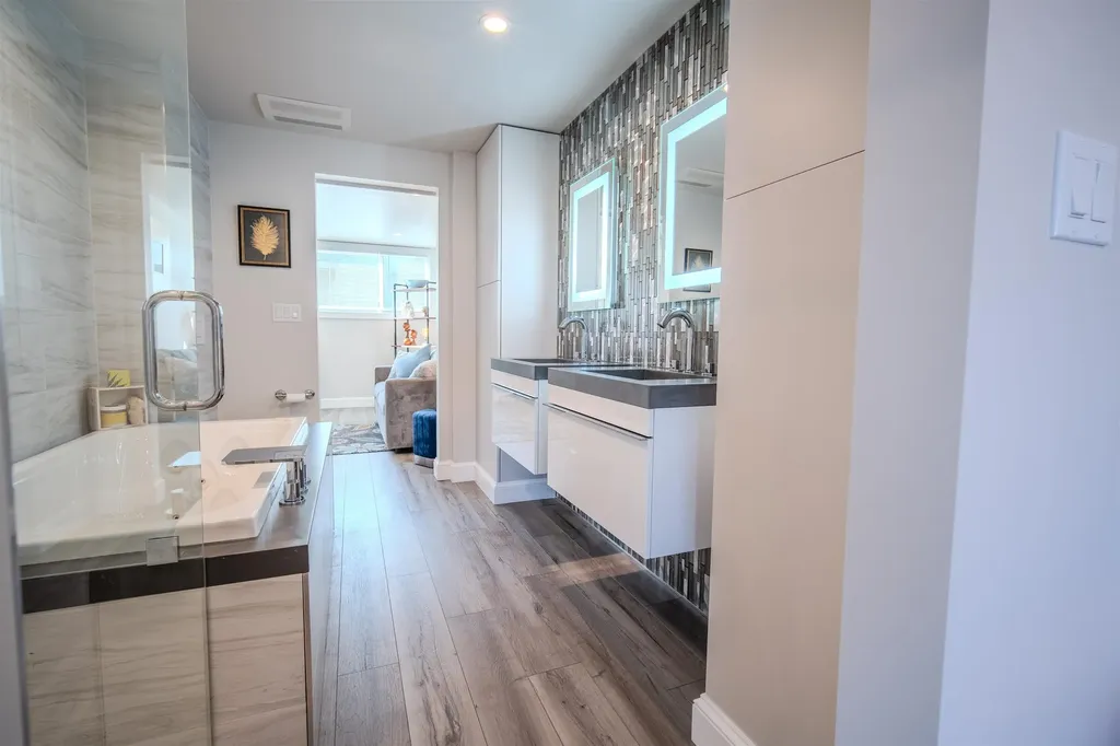 947 Ocean Boulevard Hampton NH 03842