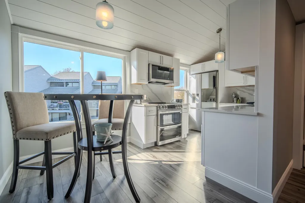 947 Ocean Boulevard Hampton NH 03842