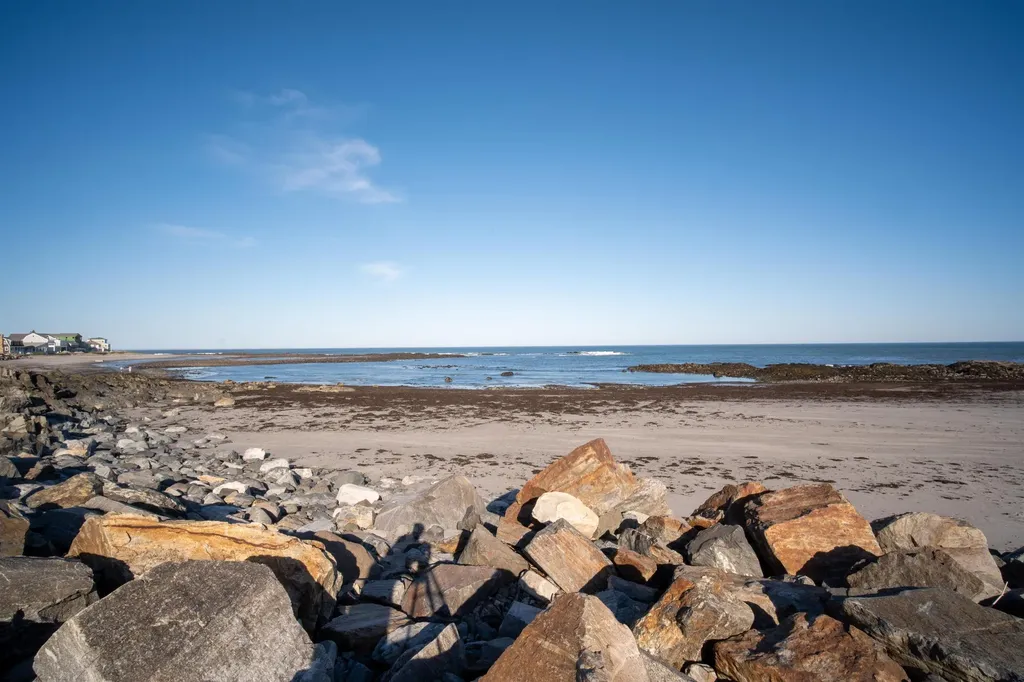 947 Ocean Boulevard Hampton NH 03842
