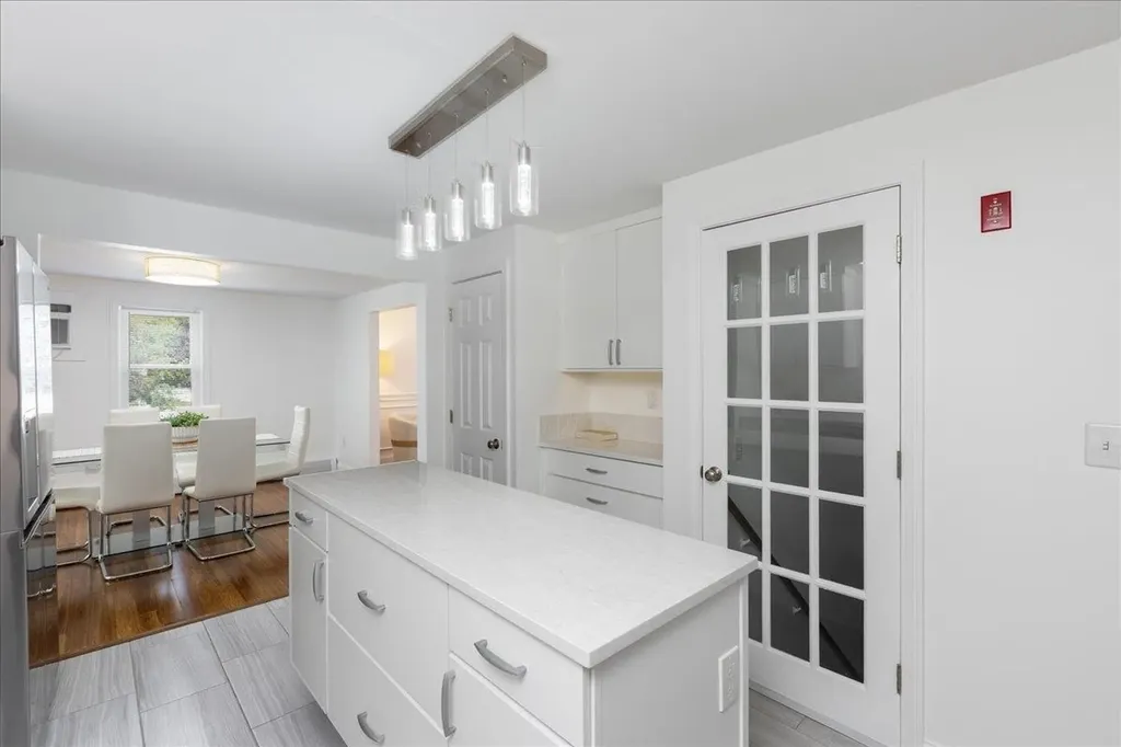 4 Applewood Lane Salem NH 03079