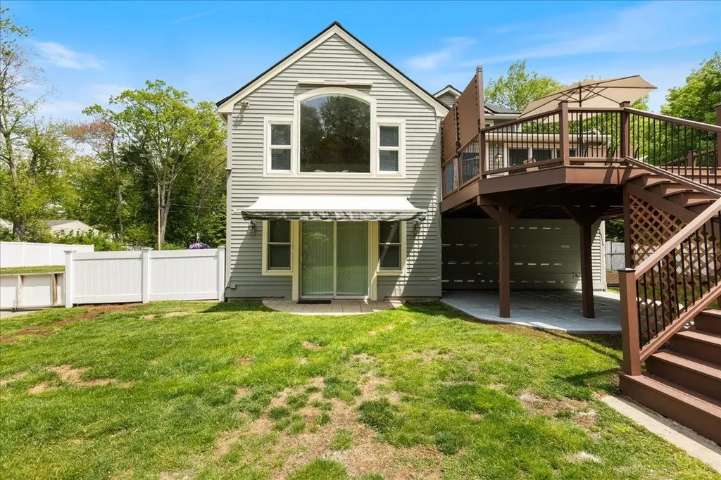 4 Applewood Lane Salem NH 03079