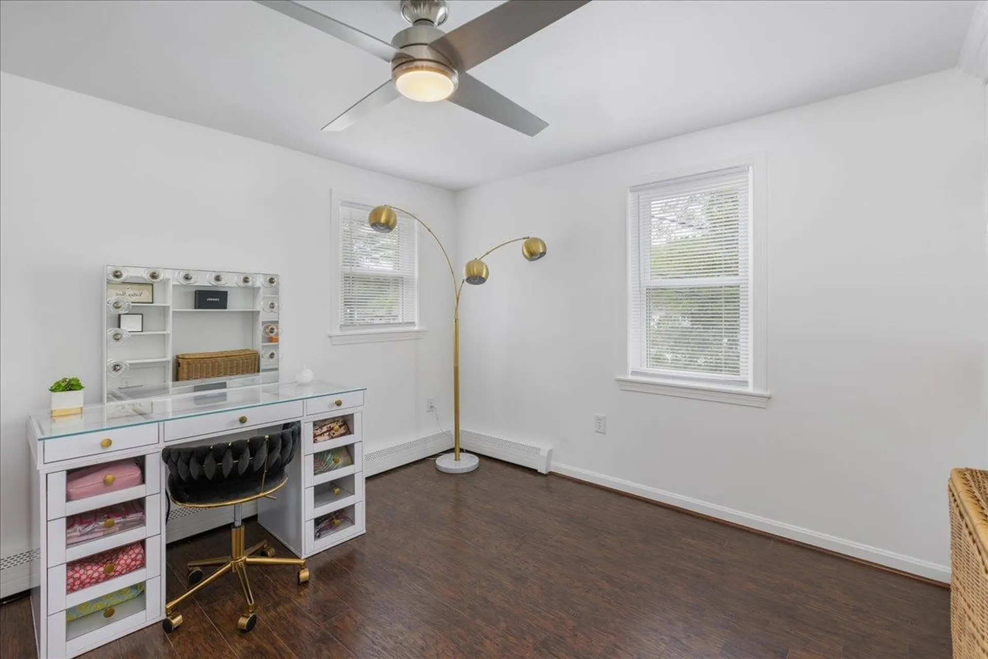 4 Applewood Lane Salem NH 03079