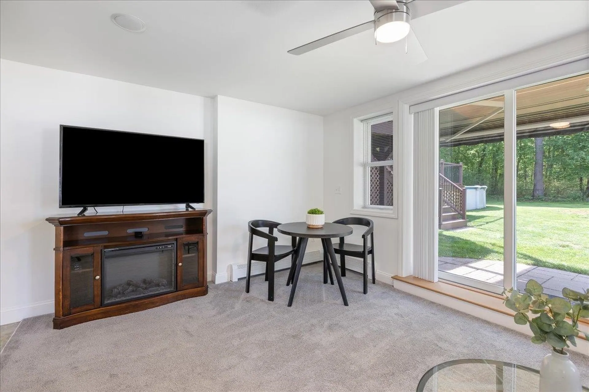 4 Applewood Lane Salem NH 03079