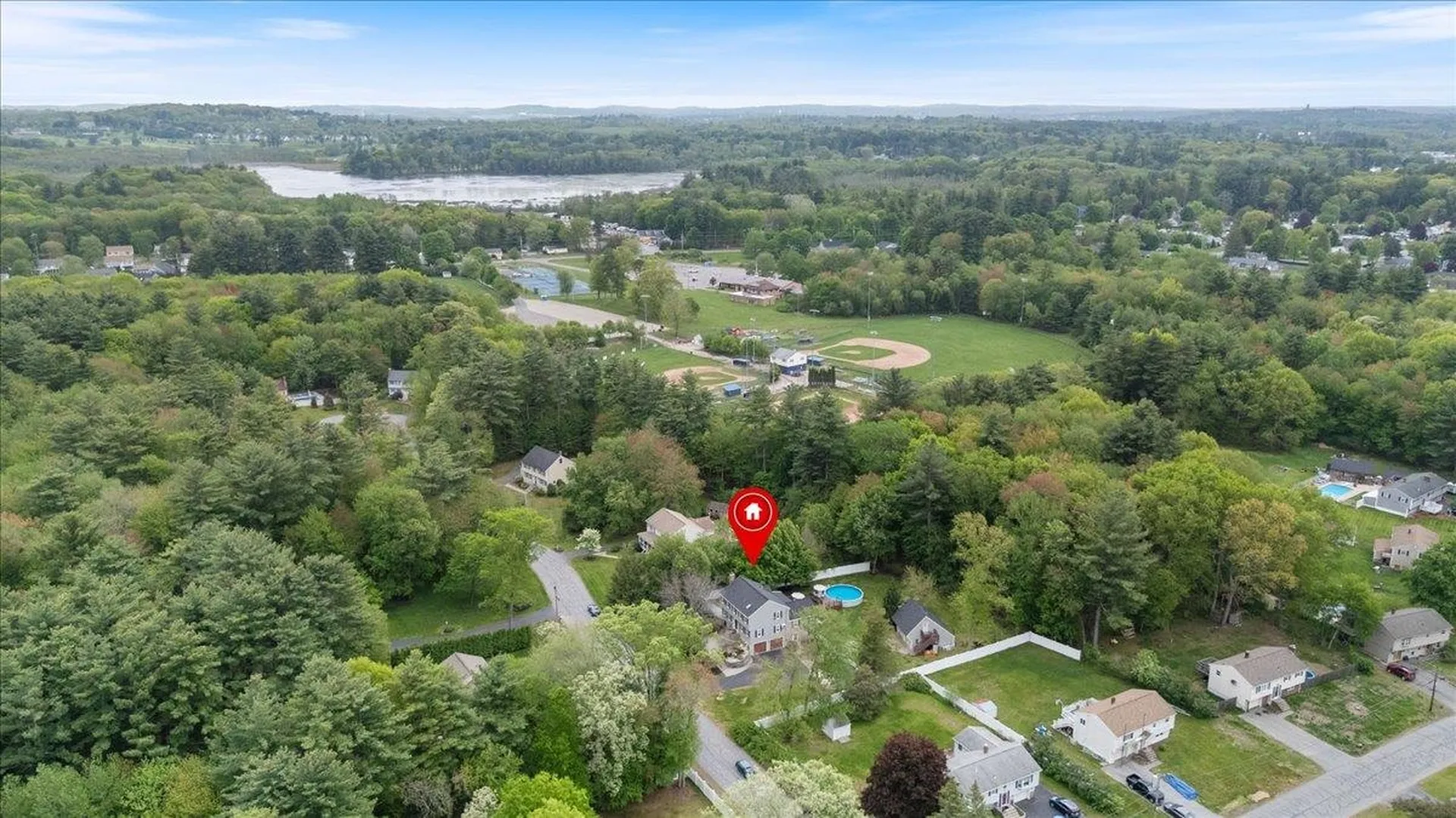 4 Applewood Lane Salem NH 03079