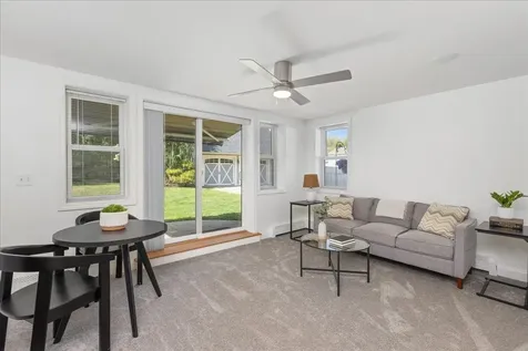 4 Applewood Lane Salem NH 03079