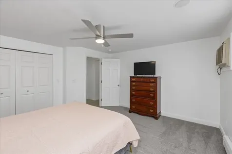 4 Applewood Lane Salem NH 03079