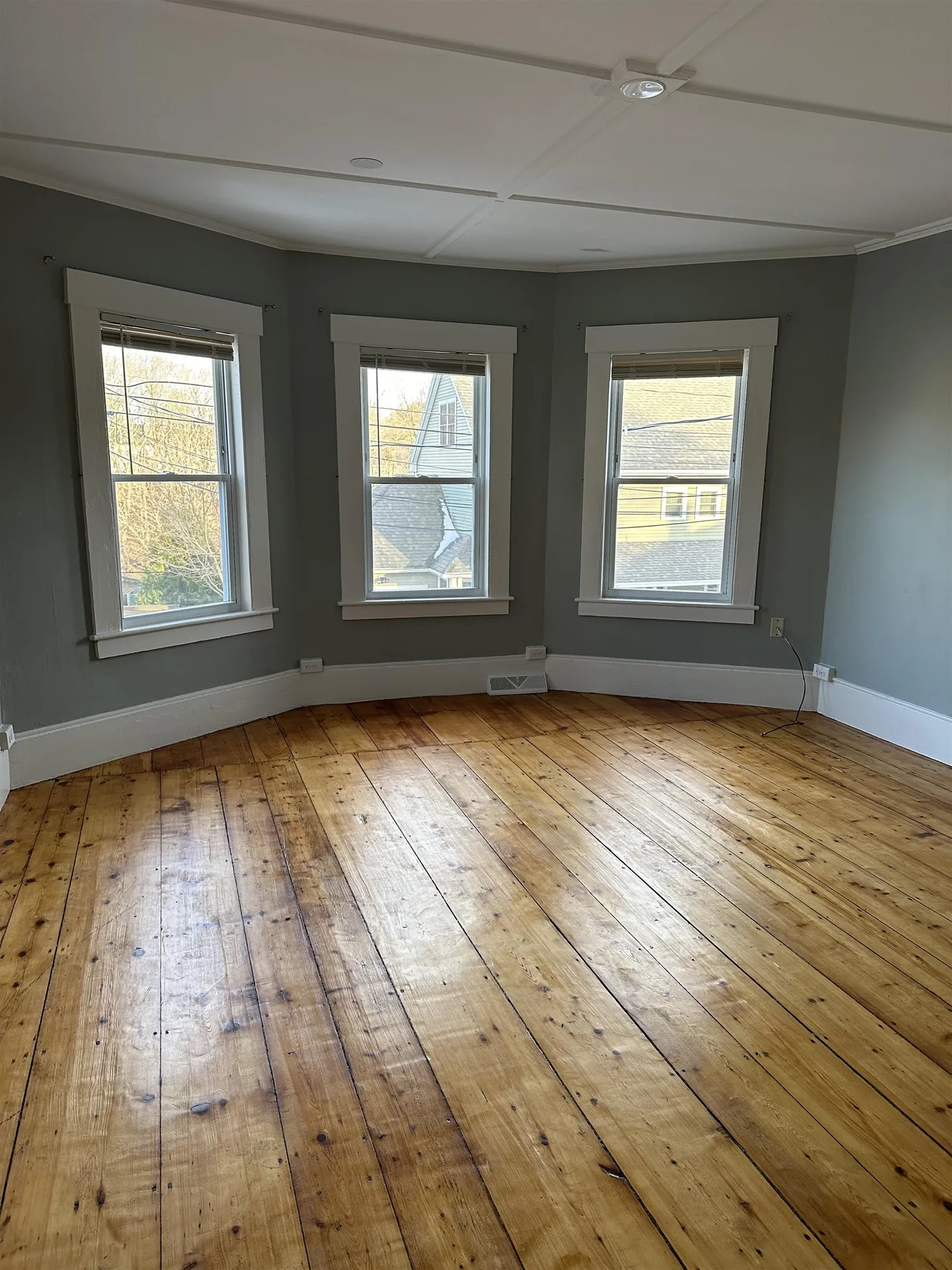 5 Gagne Street Rochester NH 03867