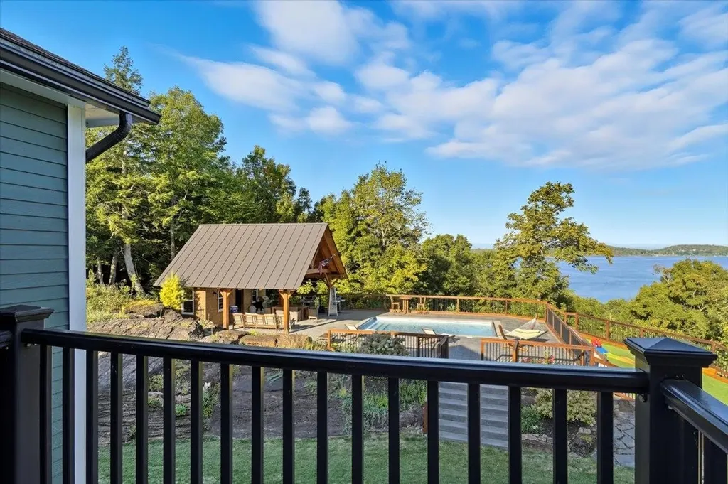 117 Bay Road Colchester VT 05446