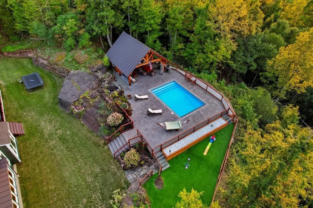117 Bay Road Colchester VT 05446