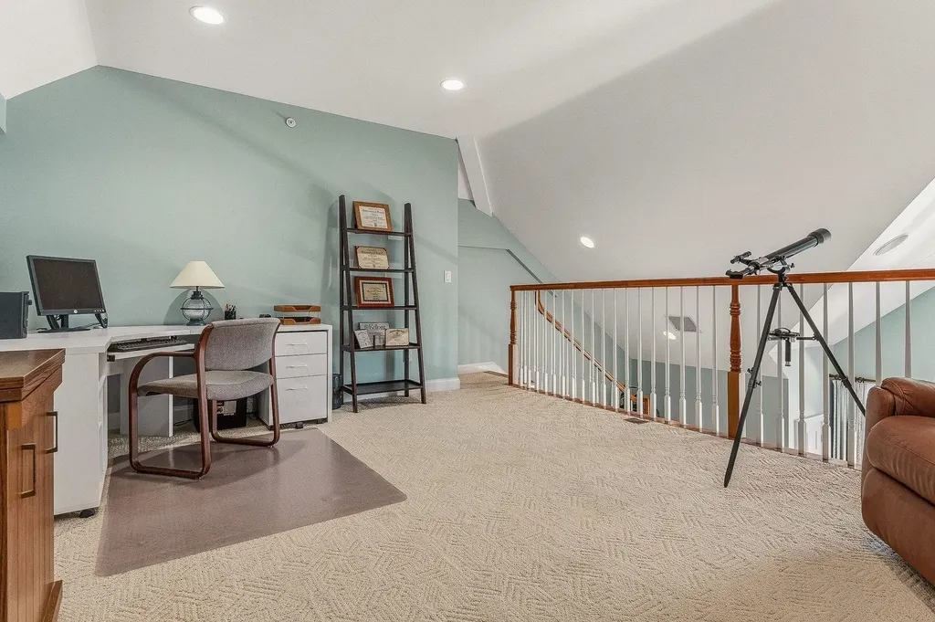 4 Island Avenue Kittery ME 03904