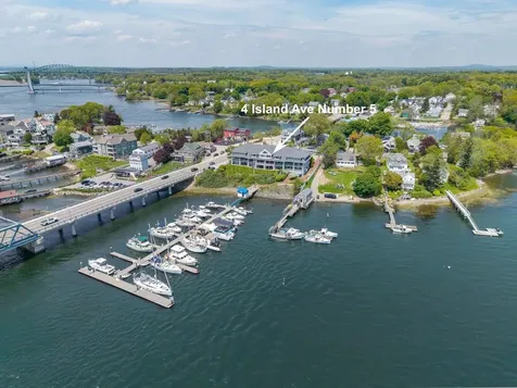 4 Island Avenue Kittery ME 03904
