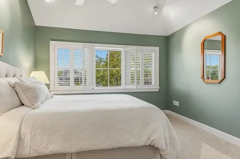 4 Island Avenue Kittery ME 03904