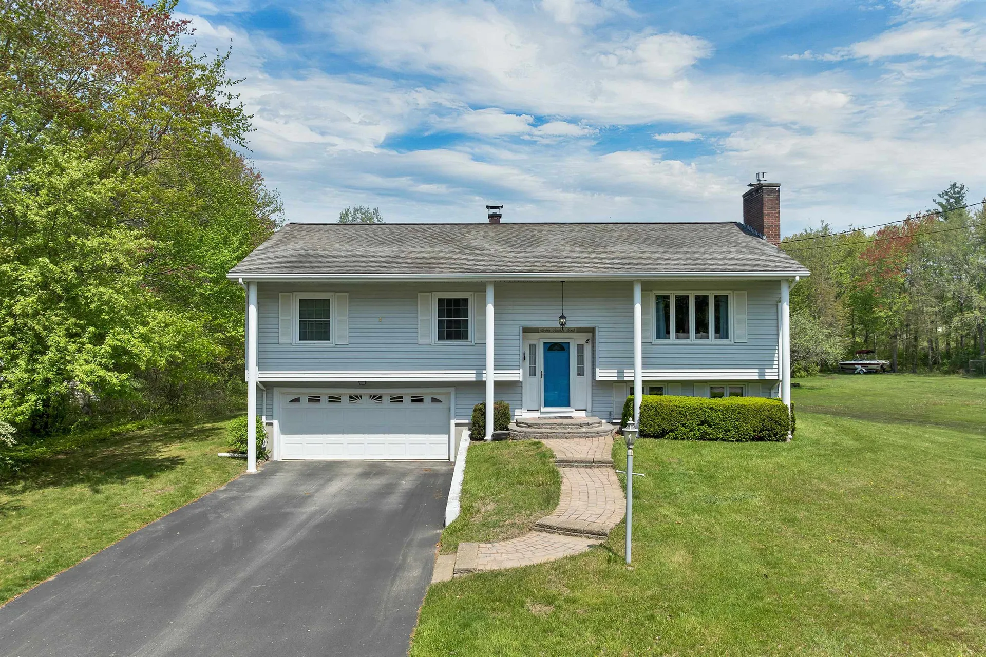 16 Sanders Road Hudson NH 03051