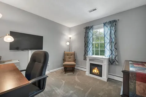 16 Sanders Road Hudson NH 03051