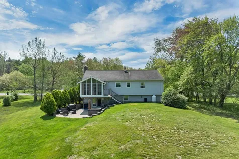 16 Sanders Road Hudson NH 03051