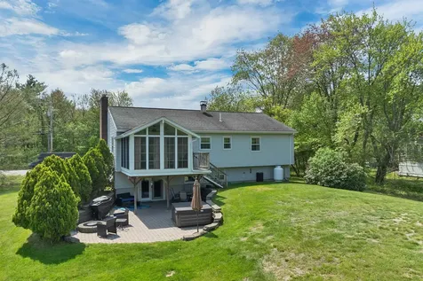 16 Sanders Road Hudson NH 03051