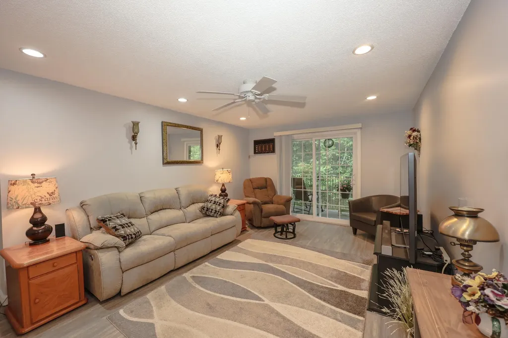 379 Huse Road Manchester NH 03103