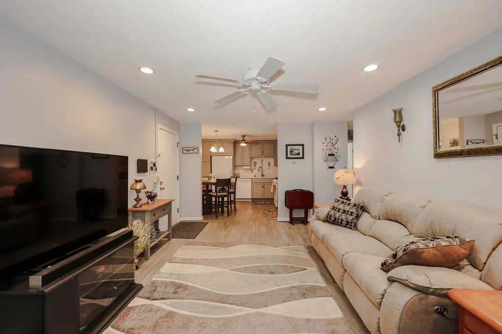 379 Huse Road Manchester NH 03103