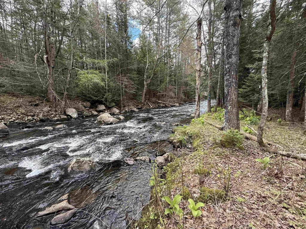 37 Maple Road Canaan NH 03741