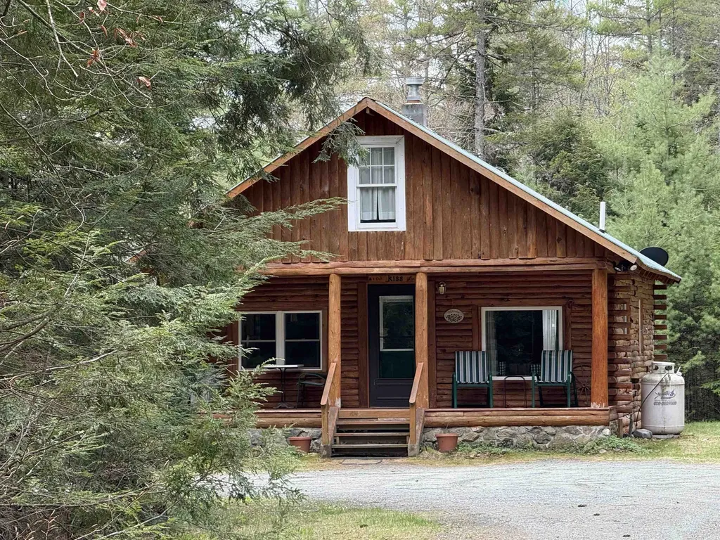 37 Maple Road Canaan NH 03741