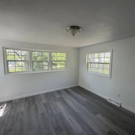 25 Riverview Drive Rochester NH 03867