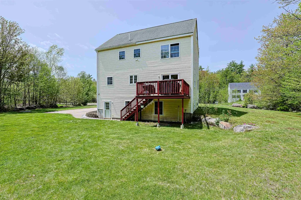 19 Cherub Drive Farmington NH 03835