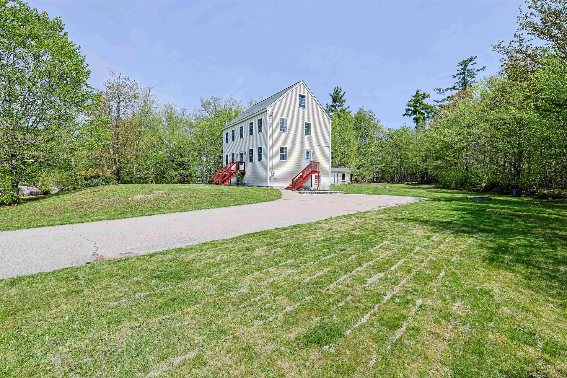 19 Cherub Drive Farmington NH 03835