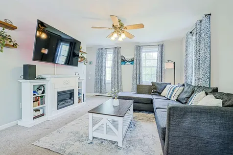 19 Cherub Drive Farmington NH 03835