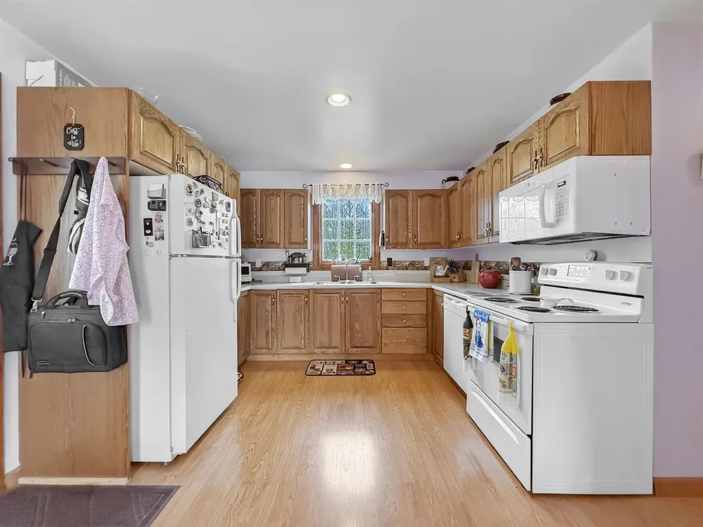 347 River Road Canaan VT 05902