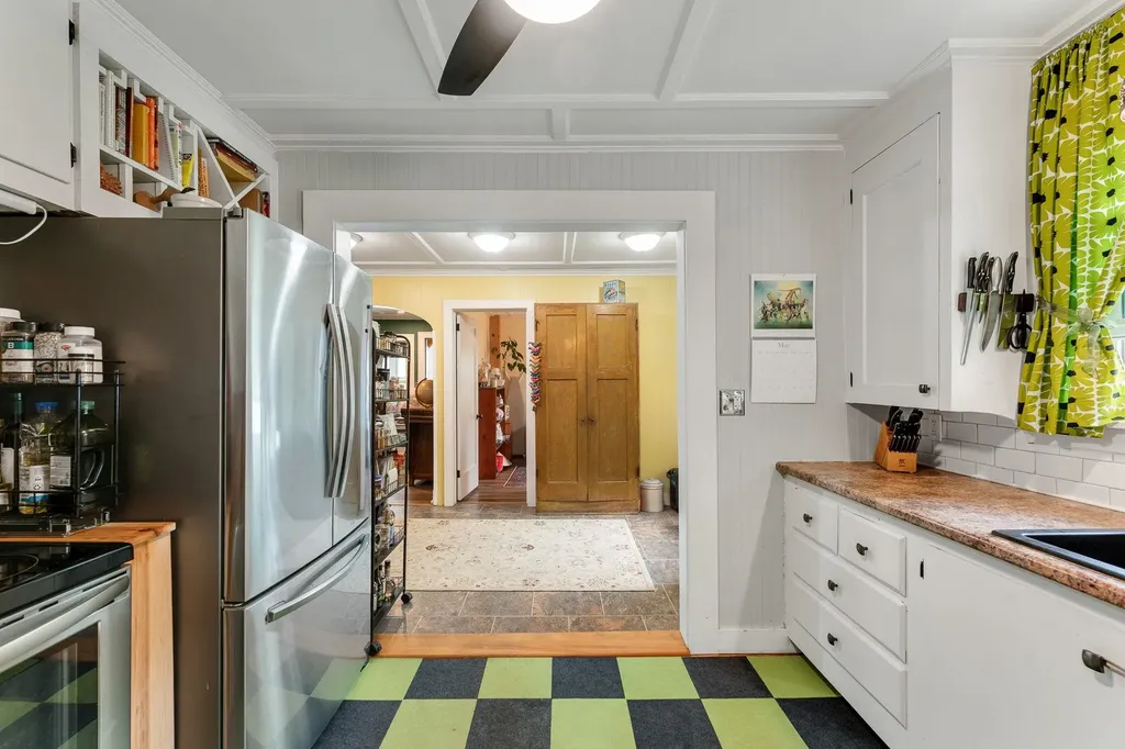 53 Bassett Street Barre City VT 05641-4602