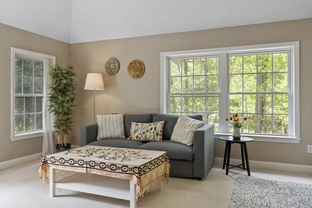 43 Ladyslipper Drive Newmarket NH 03857