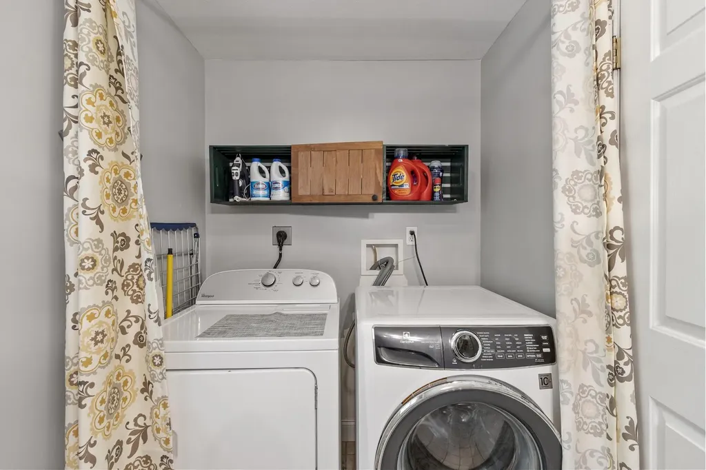 43 Ladyslipper Drive Newmarket NH 03857