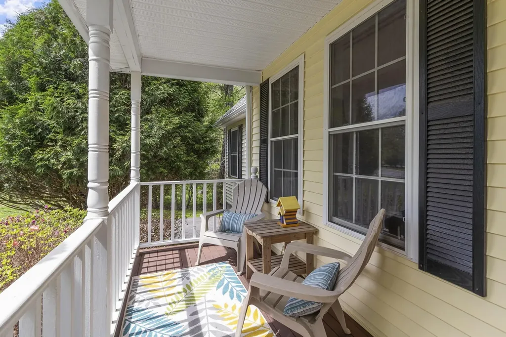 43 Ladyslipper Drive Newmarket NH 03857