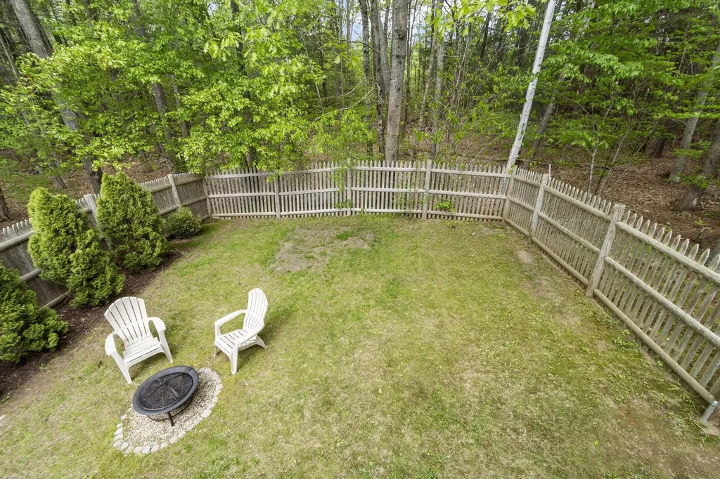 43 Ladyslipper Drive Newmarket NH 03857