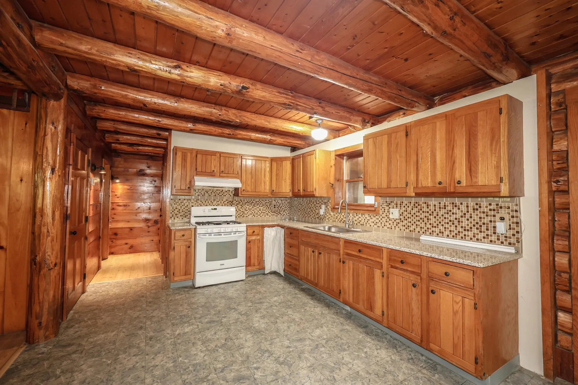 471 Salisbury Road Franklin NH 03235