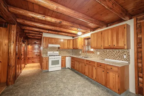 471 Salisbury Road Franklin NH 03235