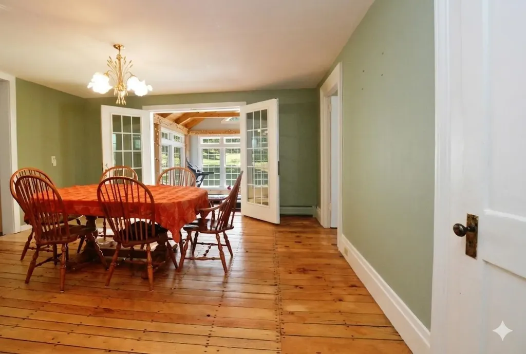 4351 Crown Point Road Bridport VT 05734