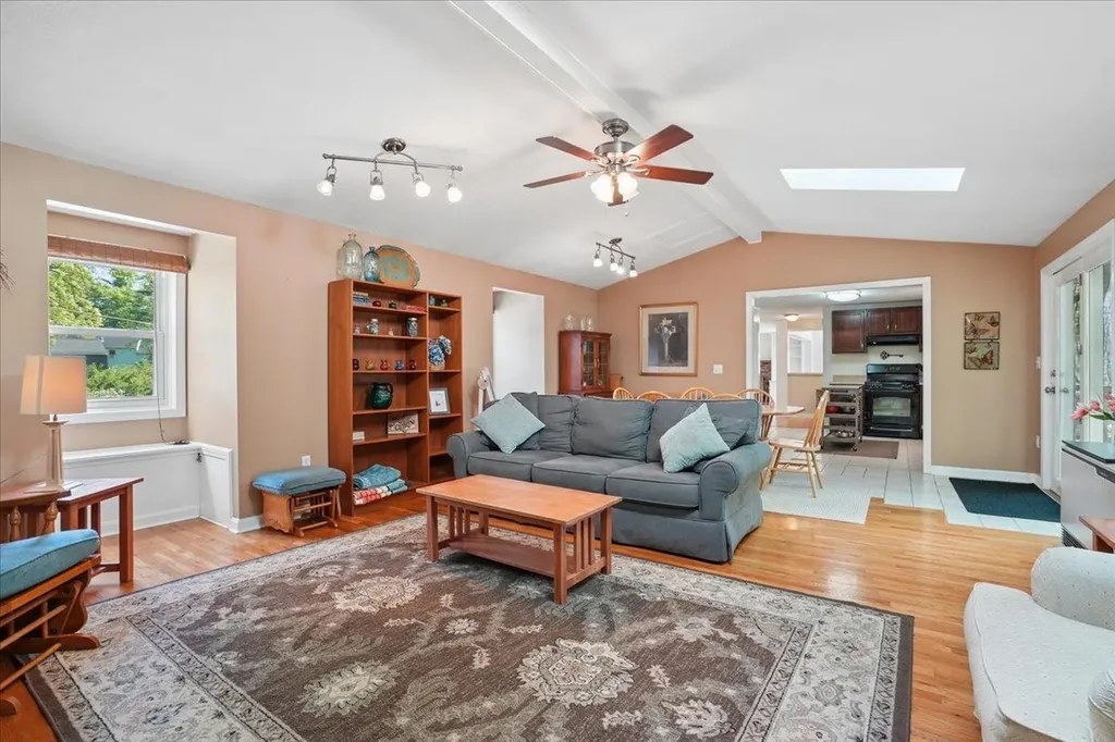 6 Nutmeg Drive Nashua NH 03062