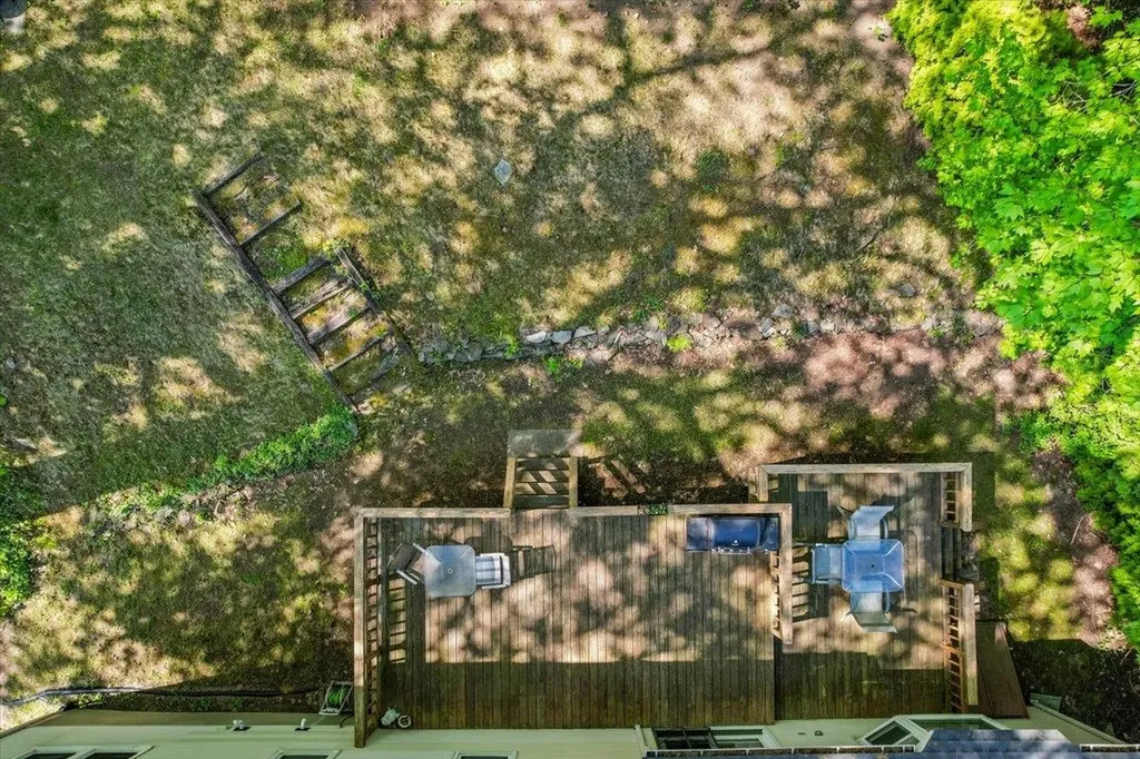 6 Nutmeg Drive Nashua NH 03062