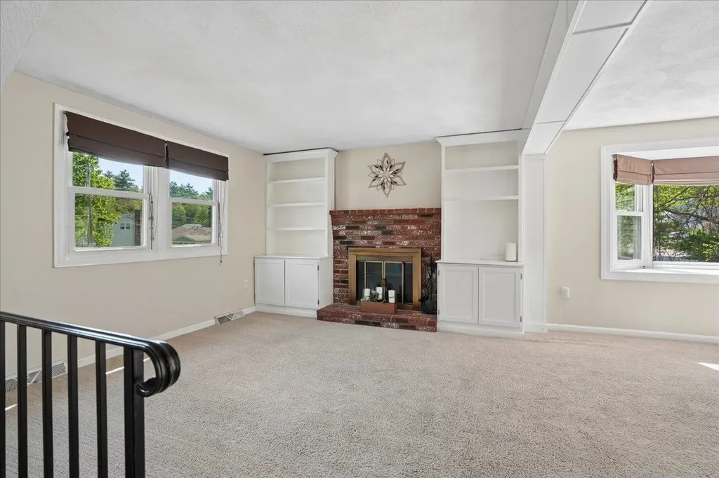 6 Nutmeg Drive Nashua NH 03062