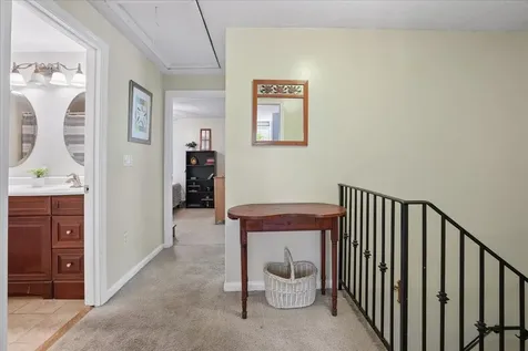 6 Nutmeg Drive Nashua NH 03062