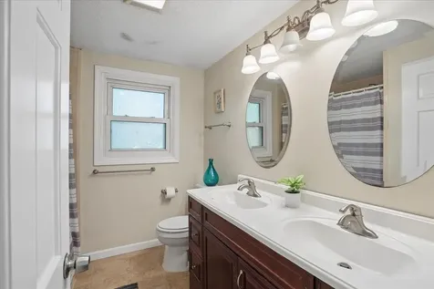 6 Nutmeg Drive Nashua NH 03062