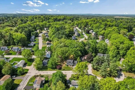 6 Nutmeg Drive Nashua NH 03062